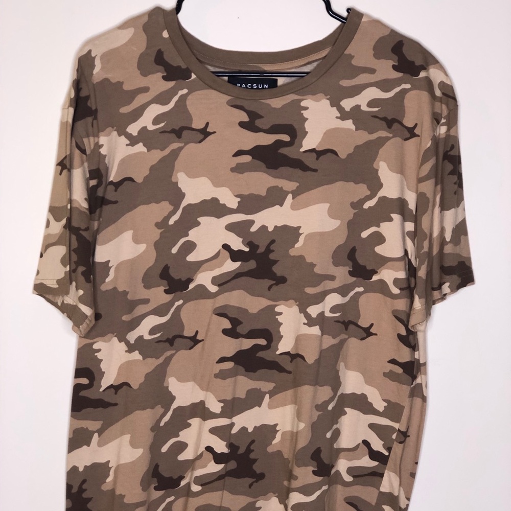 Camo tee